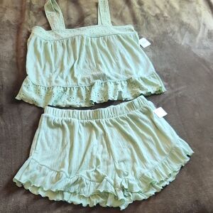 Secret Treasures Green Ruffled Pajama Set